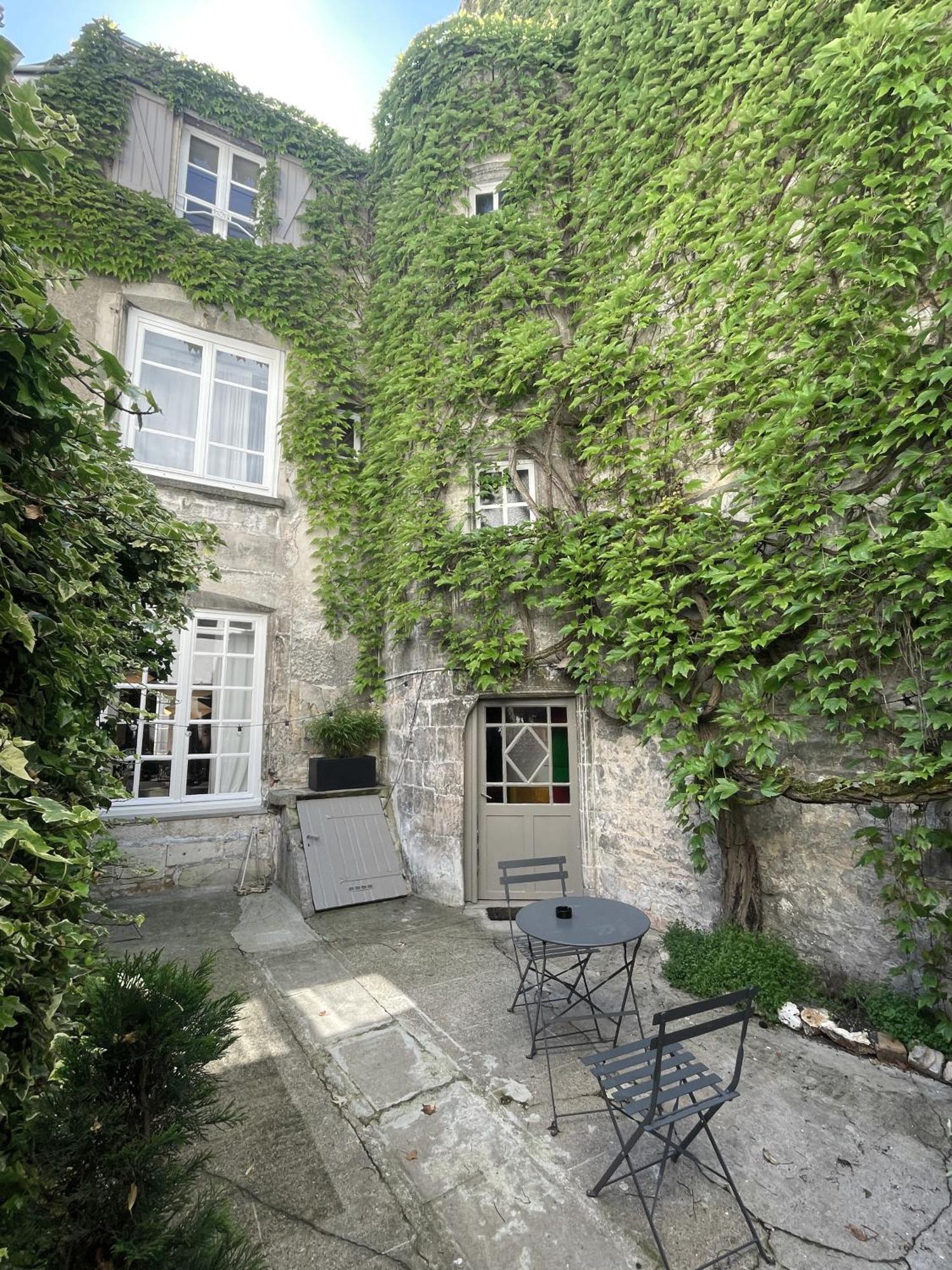 Sejours Maison Baluchon Apartment